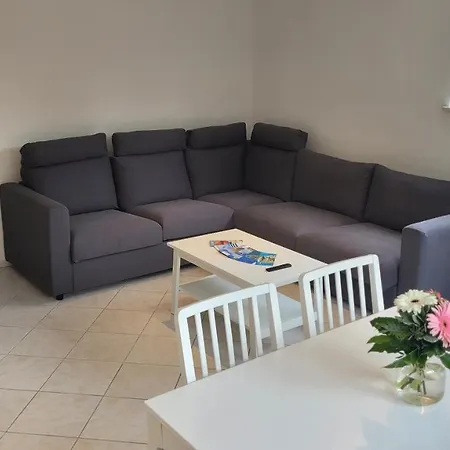 Komfortable & Moderne Ferienwohnung In Markdorf - Familie Hildebrand Exterior photo