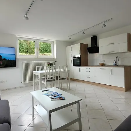 Komfortable & Moderne Ferienwohnung In Markdorf - Familie Hildebrand Exterior photo